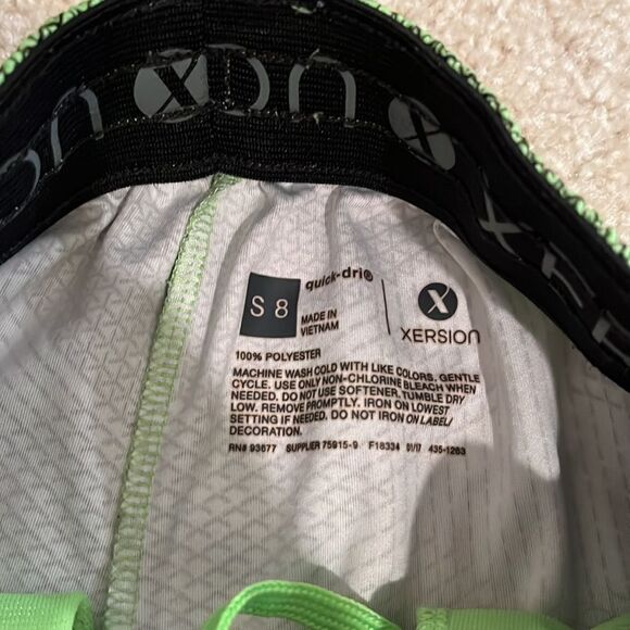 SIZE SMALL 8 XERSION SHORTS - Picture 2 of 8